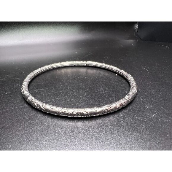 Vintage Scroll Bangle - Picture 5 of 5